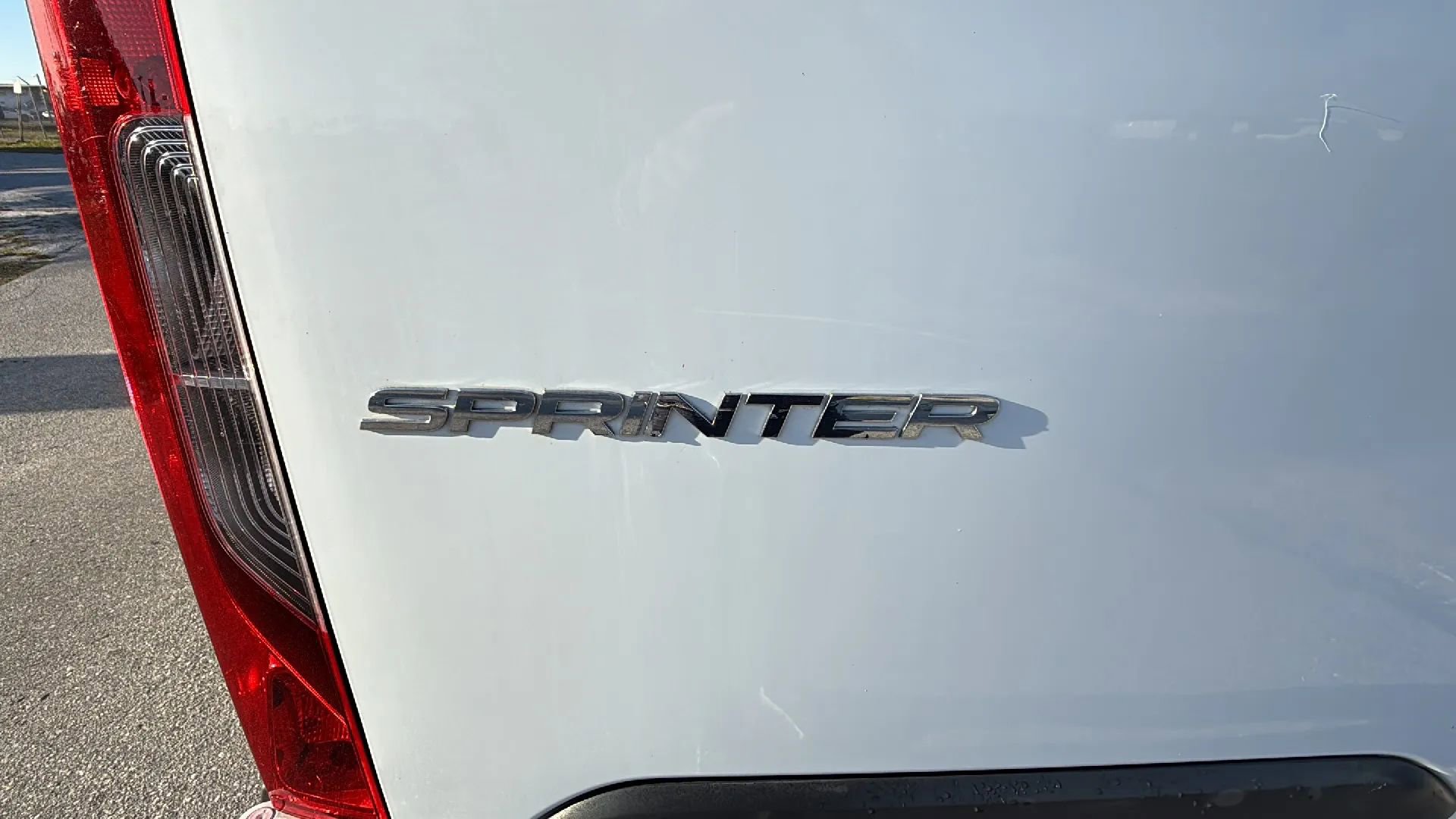 Used 2020 Mercedes-Benz Sprinter 1500 w/ Driver Convenience Package image 18