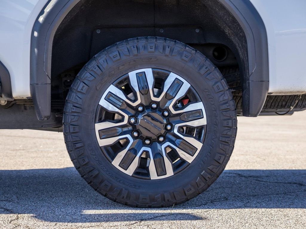 Used 2024 GMC Sierra 2500 Denali Ultimate image 8