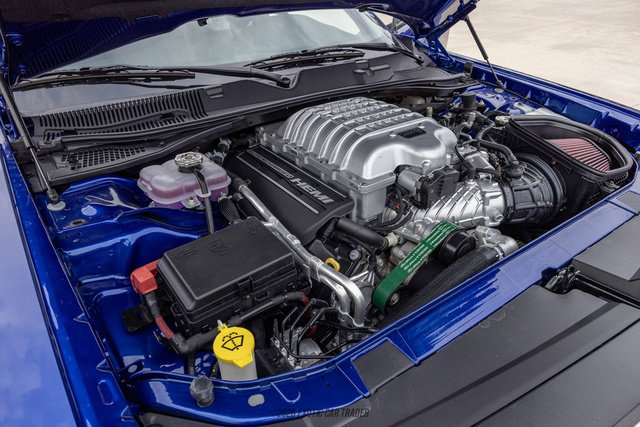 Used 2022 Dodge Challenger SRT Hellcat RWD image 25