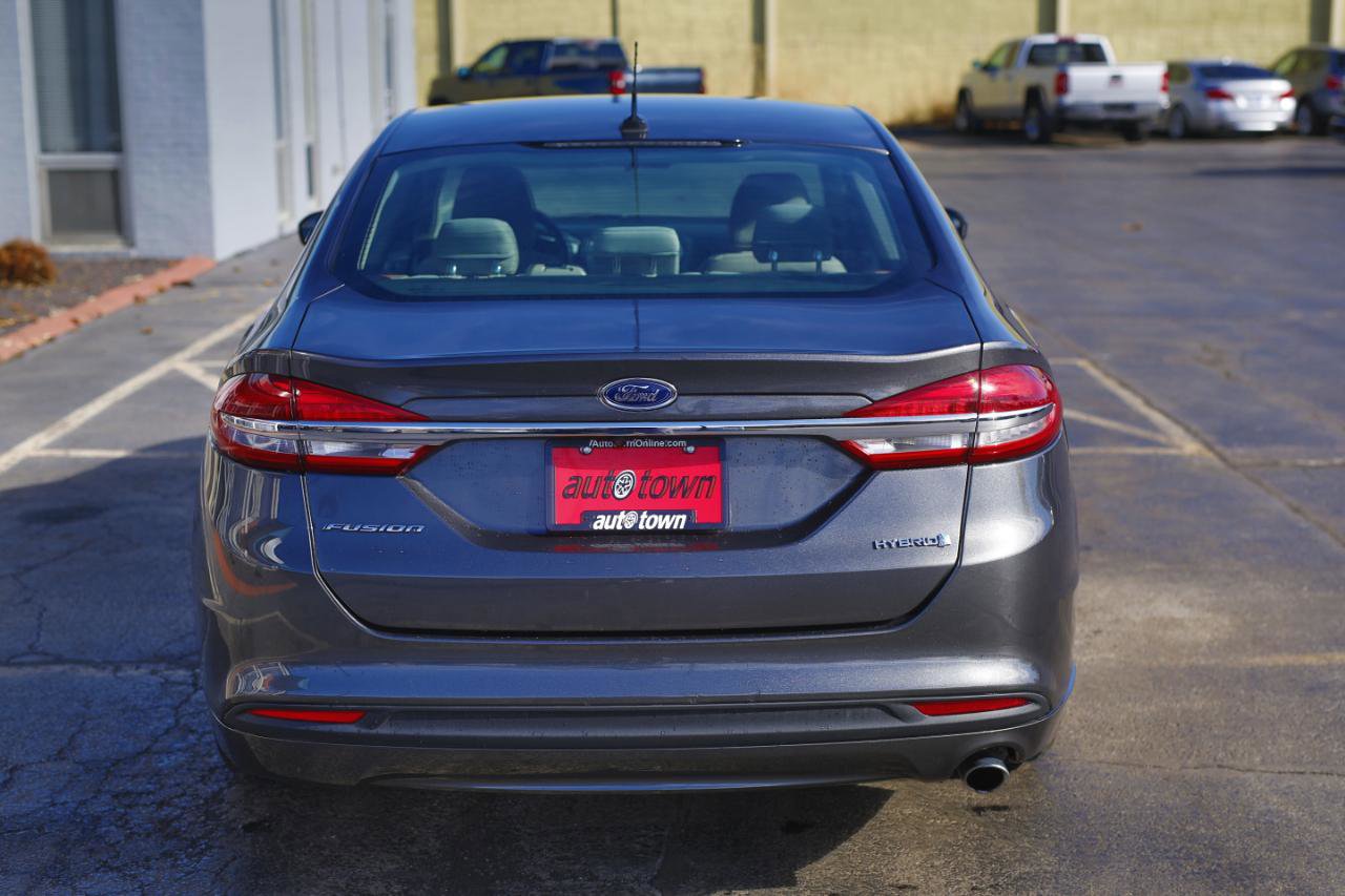 Used 2018 Ford Fusion S image 14