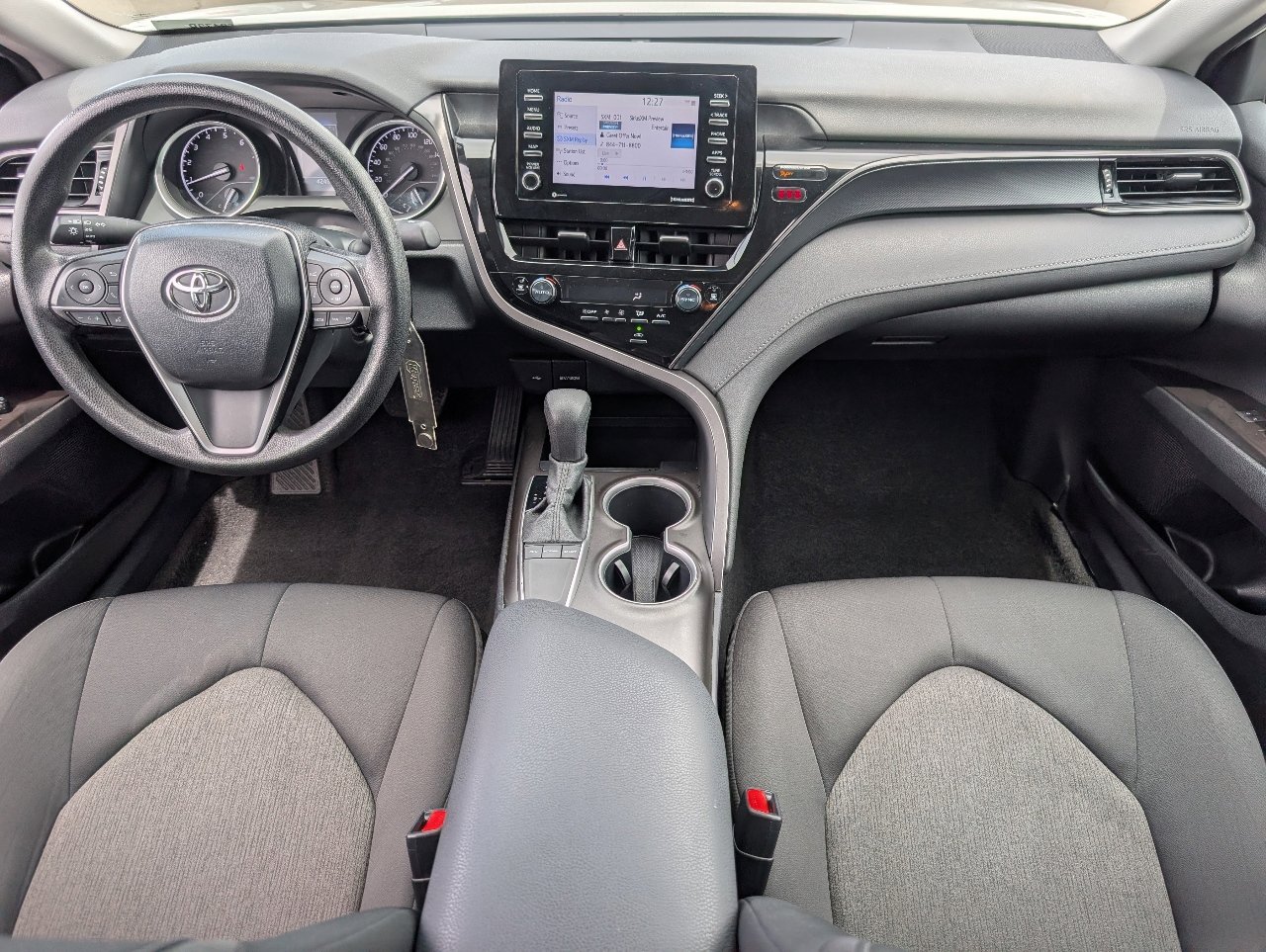 Used 2024 Toyota Camry LE FWD image 4