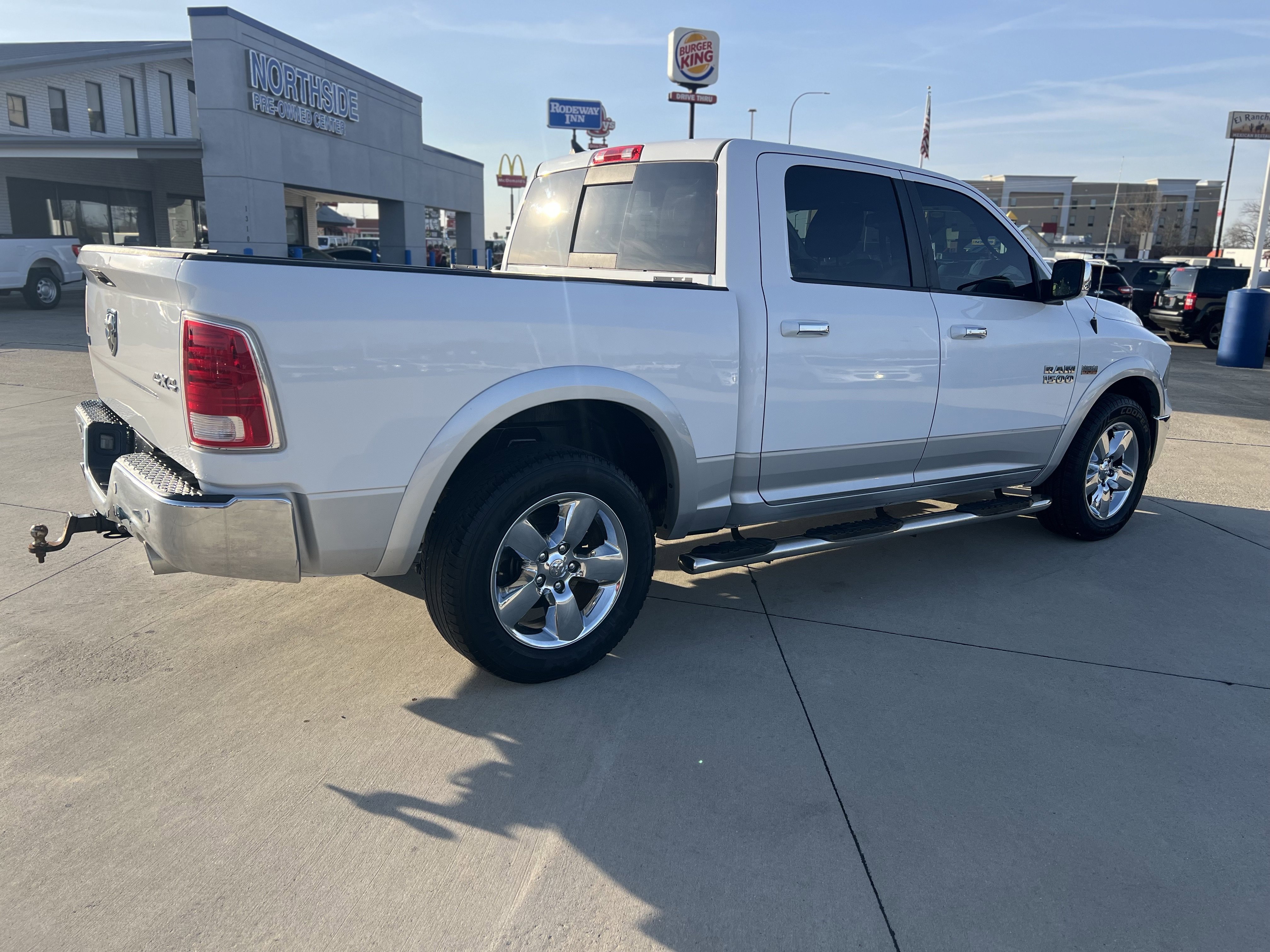 Used 2014 RAM 1500 Laramie w/ Convenience Group image 7