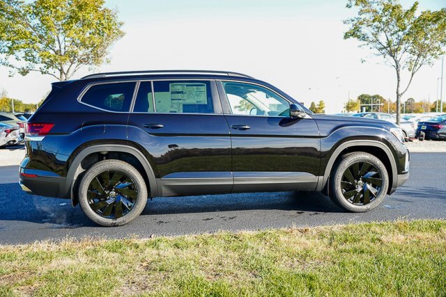 New 2026 Volkswagen Atlas SE image 43