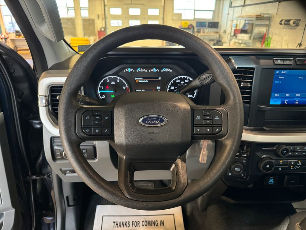 Used 2024 Ford F350 XL w/ 360-Degree Camera Package image 15