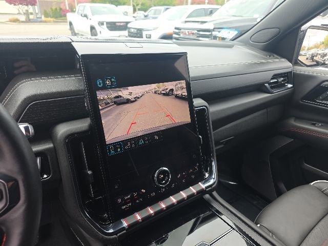 Used 2025 GMC Yukon AT4 Ultimate AWD/4WD image 26
