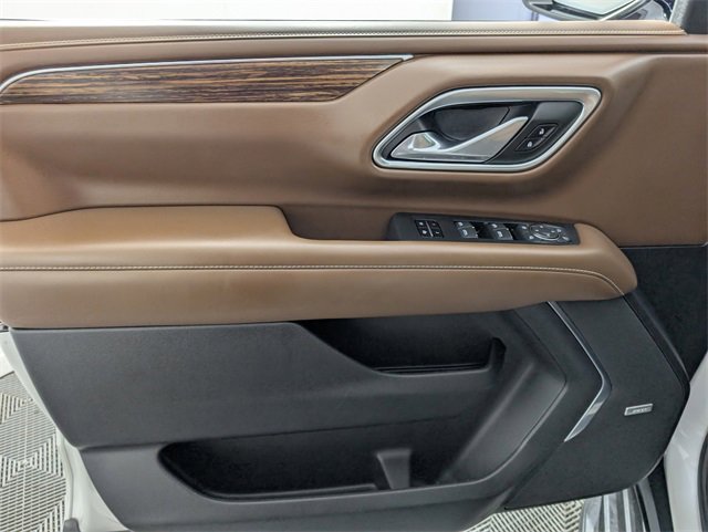 Used 2021 Chevrolet Suburban High Country image 13