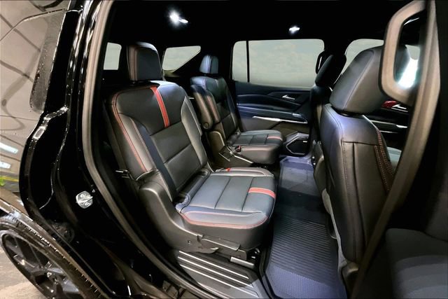 New 2026 Chevrolet Traverse RS w/ LPO, Floor Liner Package image 10