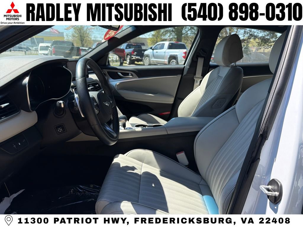 Used 2023 Genesis G70 2.0T w/ Sport Prestige Package image 3