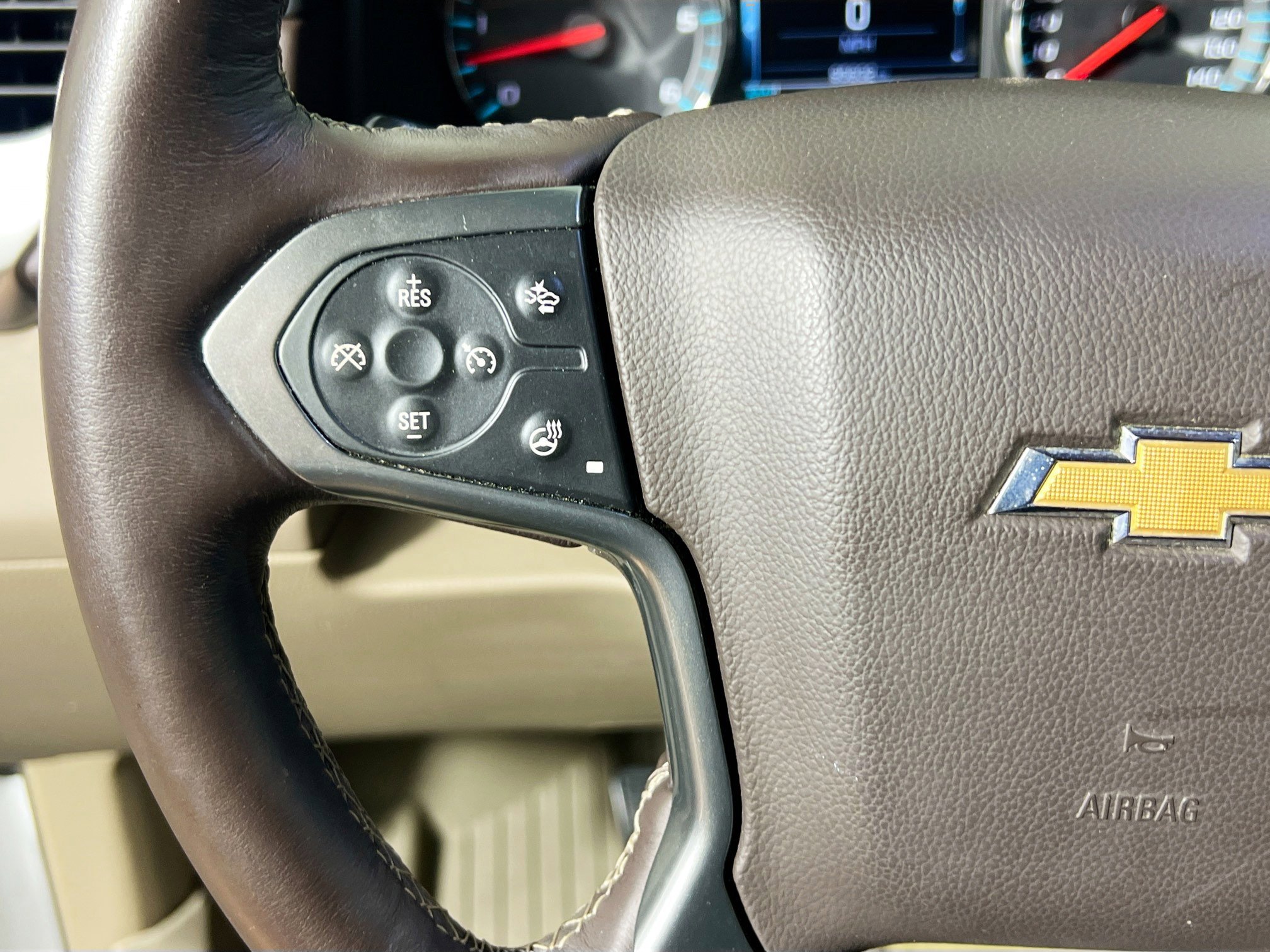 Used 2016 Chevrolet Tahoe LT w/ Luxury Package RWD image 18