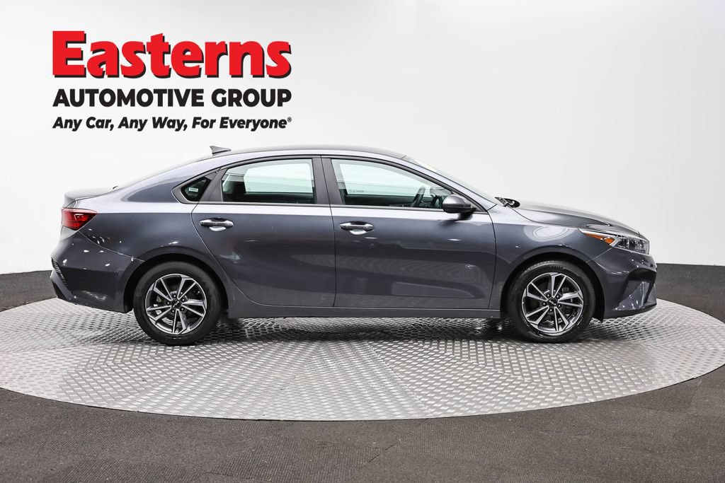 Used 2024 Kia Forte LXS FWD image 4