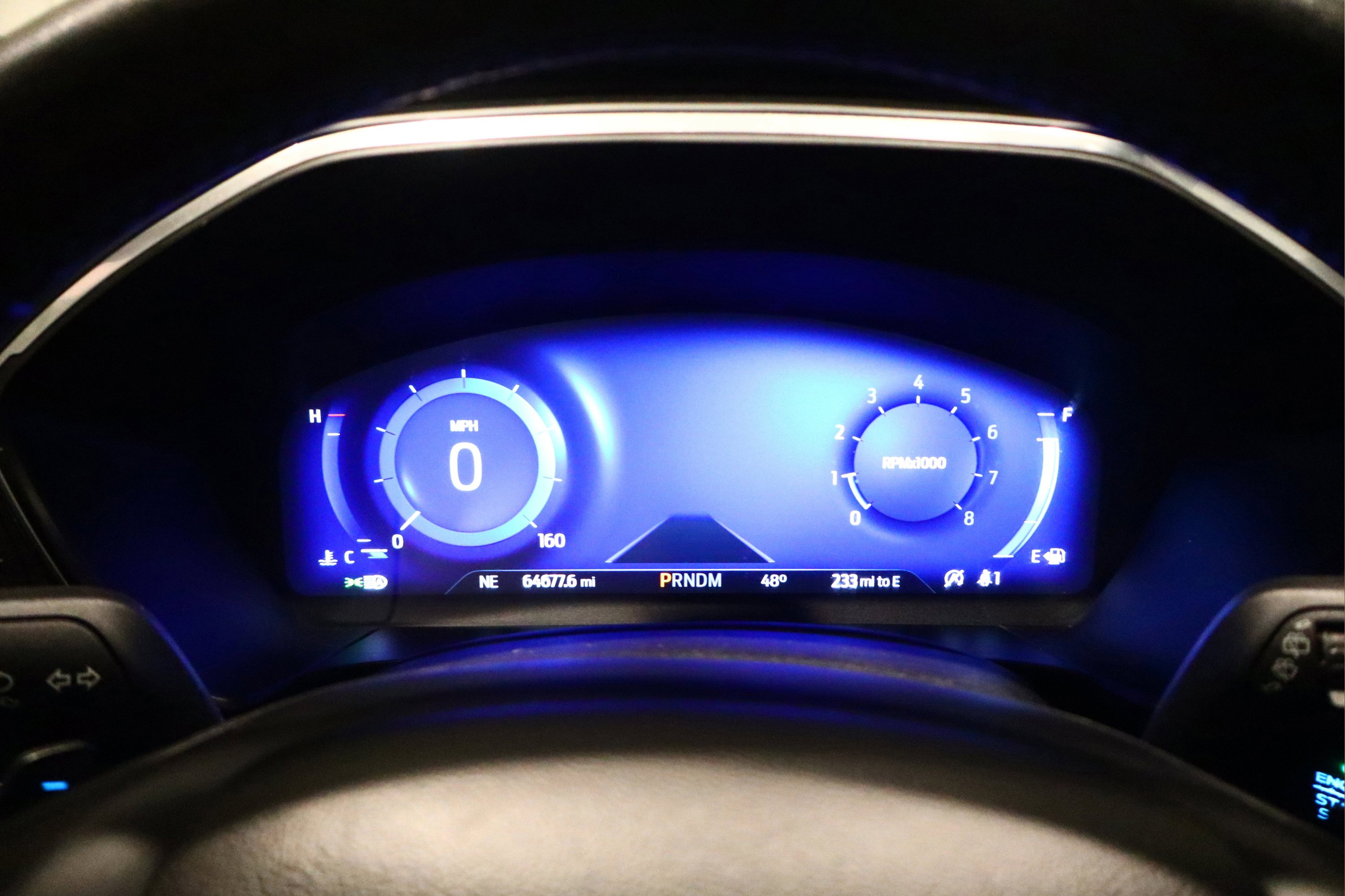 Used 2020 Ford Escape Titanium image 10