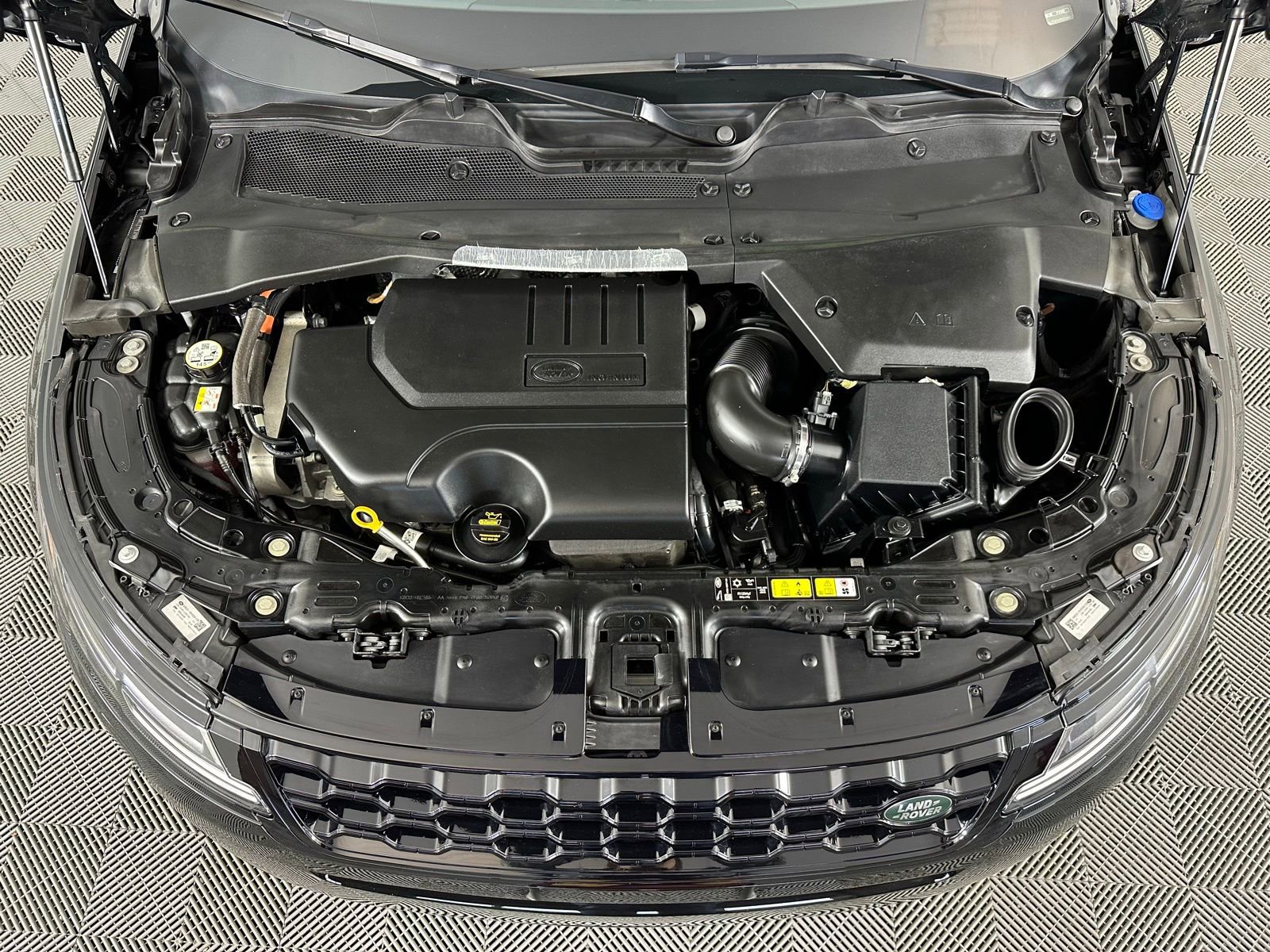 Used 2023 Land Rover Range Rover Evoque R-Dynamic S image 24