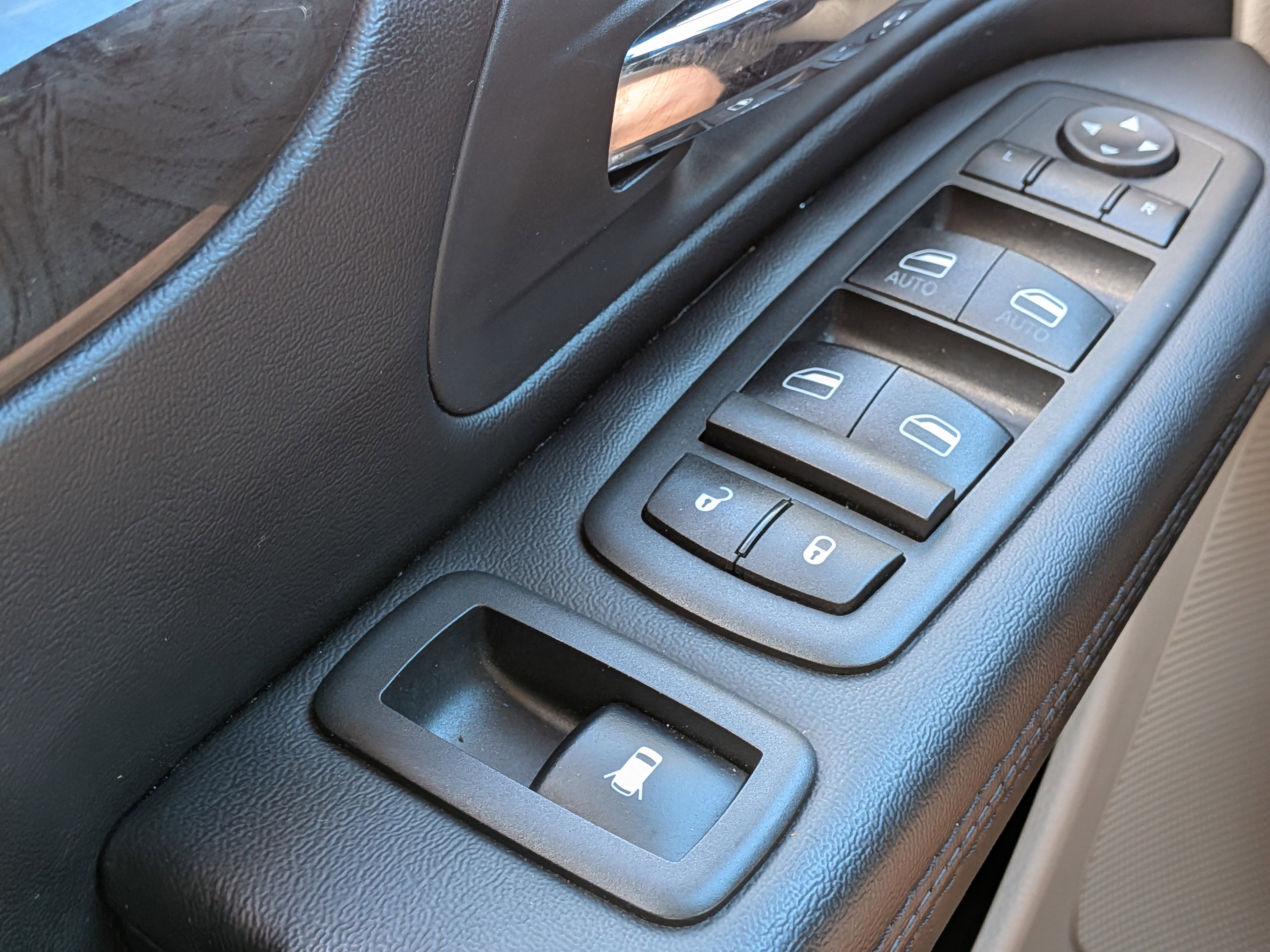Used 2019 Dodge Grand Caravan SE w/ Power Convenience Group I FWD image 22