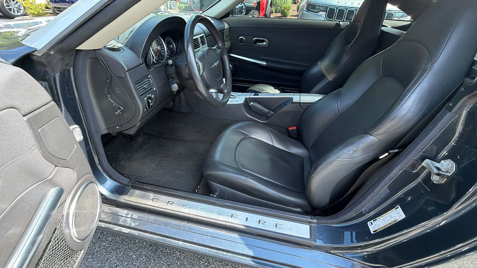 Used 2007 Chrysler Crossfire Limited RWD image 15