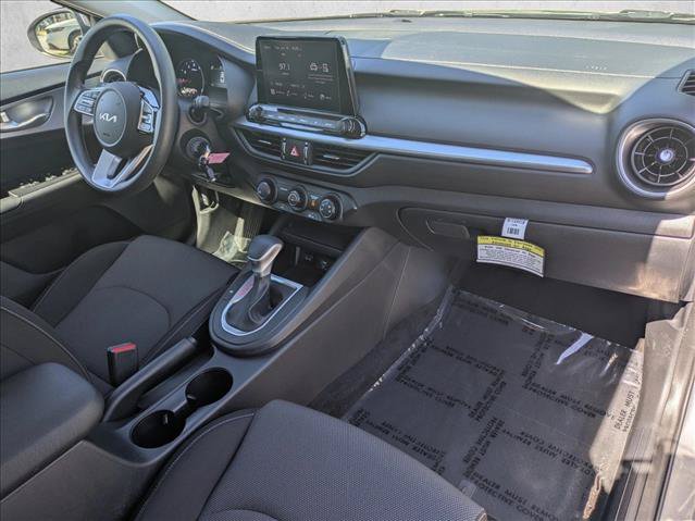Used 2024 Kia Forte LXS w/ LXS Technology Package FWD image 20