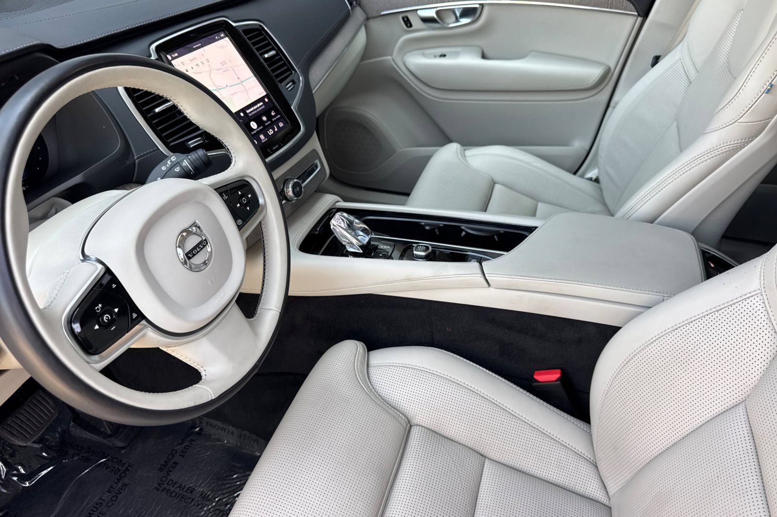 Used 2023 Volvo XC90 T8 Ultimate w/ Protection Package Premier AWD/4WD image 9