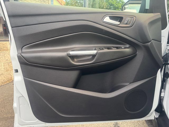 Used 2015 Ford C-MAX SE FWD image 7