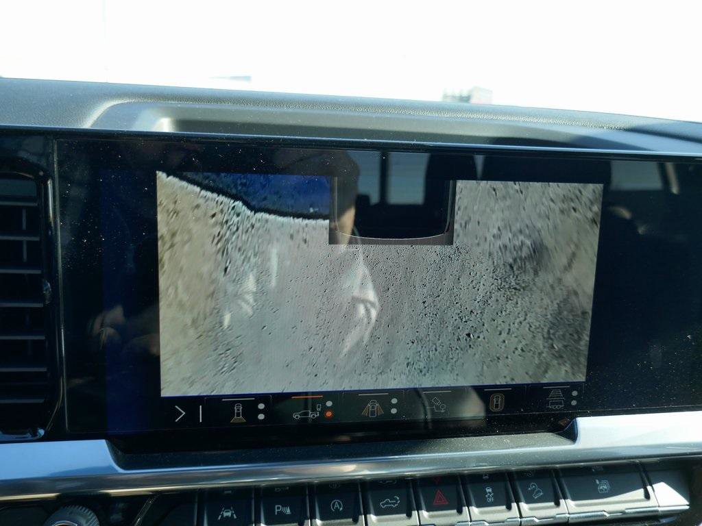 New 2026 Chevrolet Silverado 1500 LTZ w/ LTZ Premium Package image 23