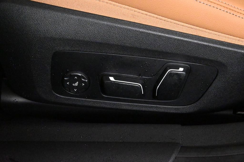 Used 2025 BMW i4 M50 w/ Premium Package image 29