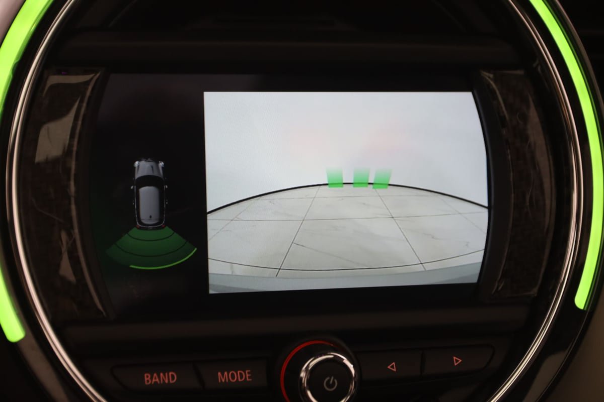 Used 2021 MINI Cooper SE w/ 6.5" Touchscreen Package FWD image 10