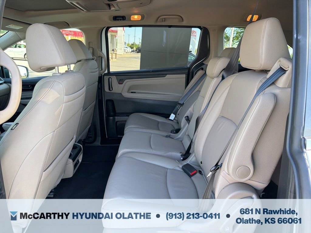 Used 2023 Honda Odyssey Touring image 5