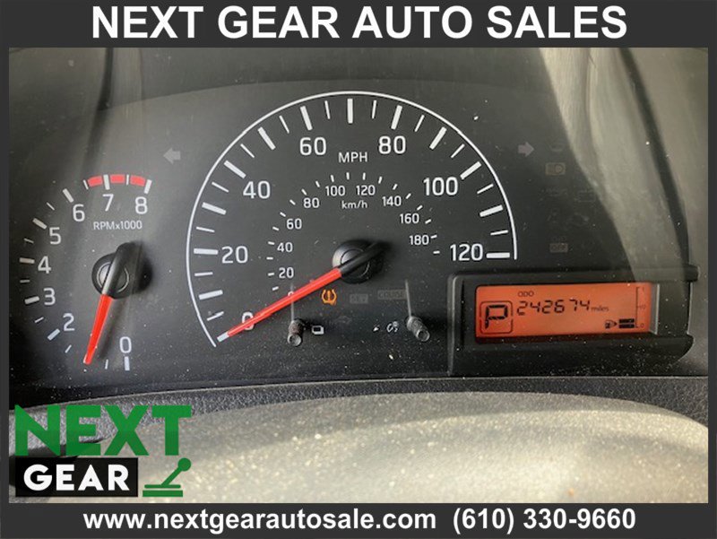 Used 2018 Chevrolet City Express LT image 12