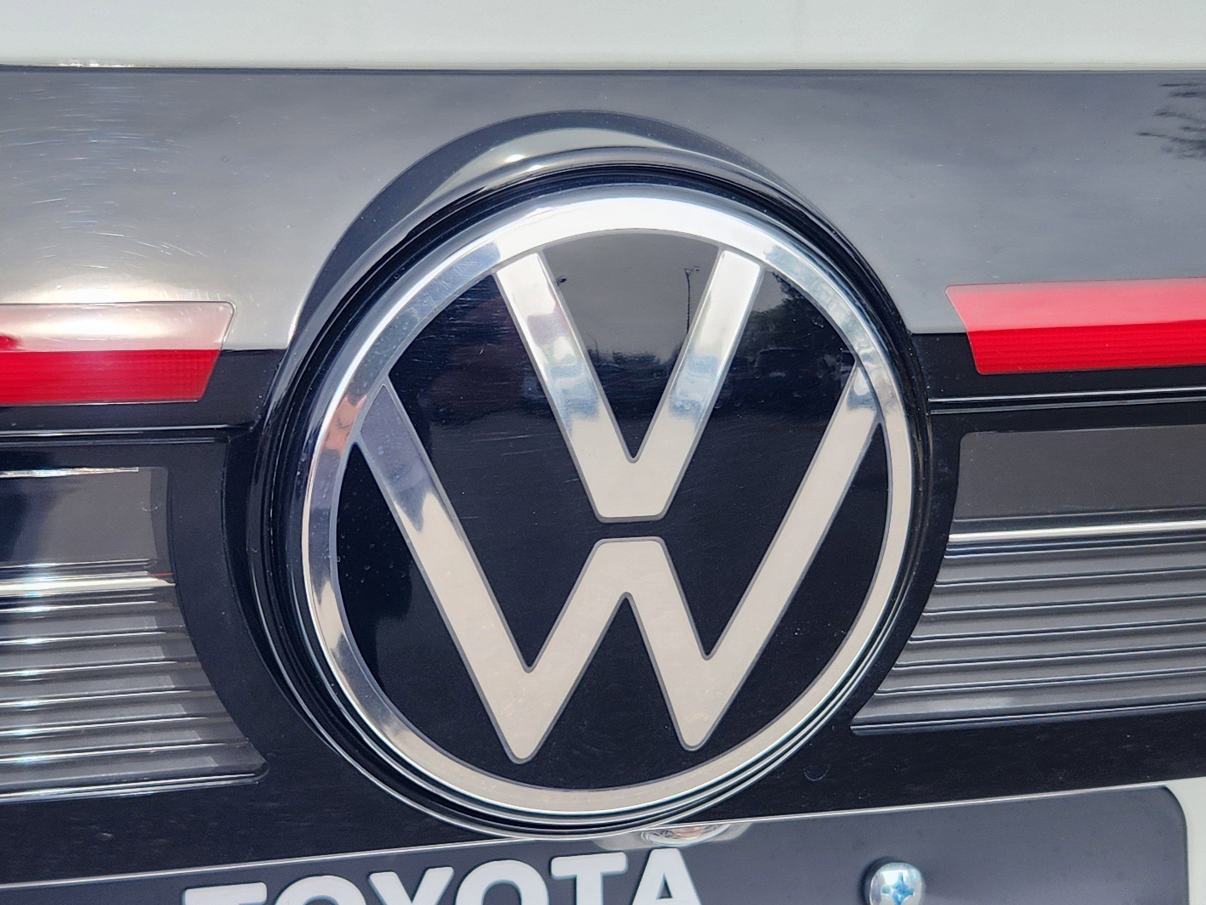 Used 2025 Volkswagen Taos S image 13