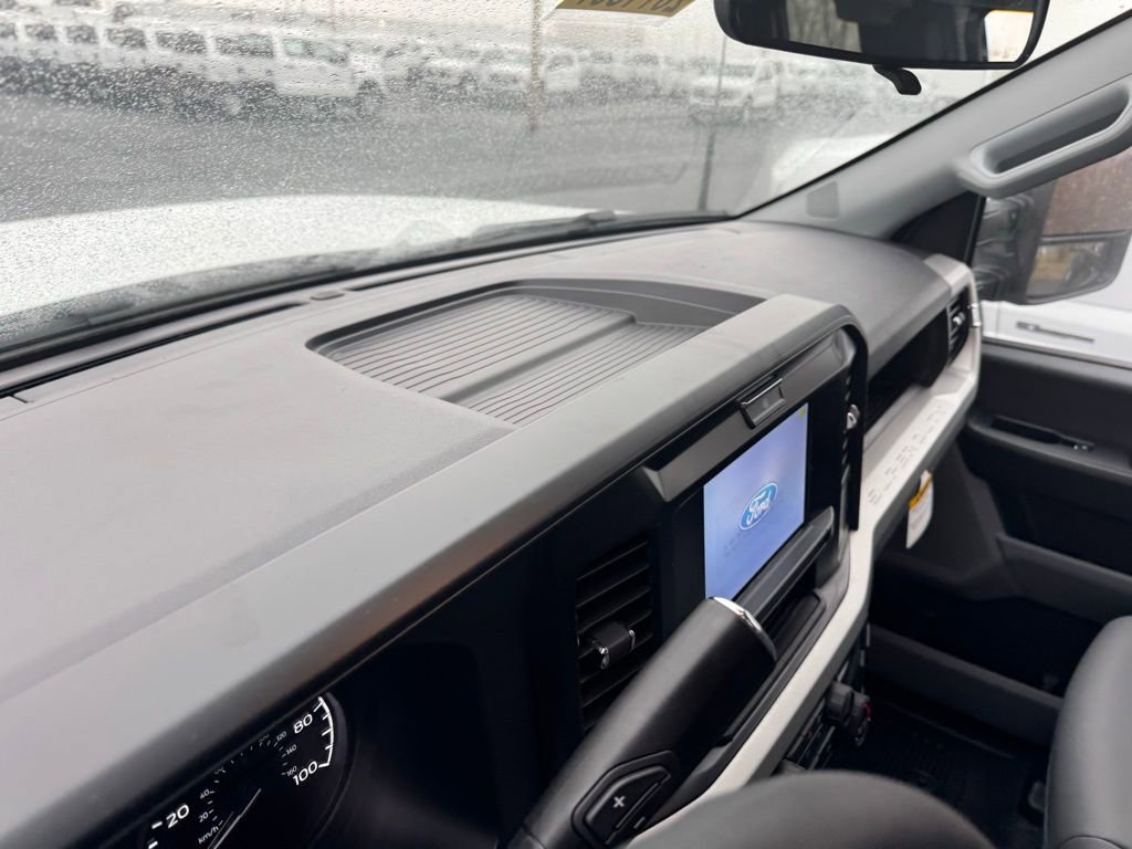 New 2026 Ford F550 4x4 SuperCab Super Duty image 15