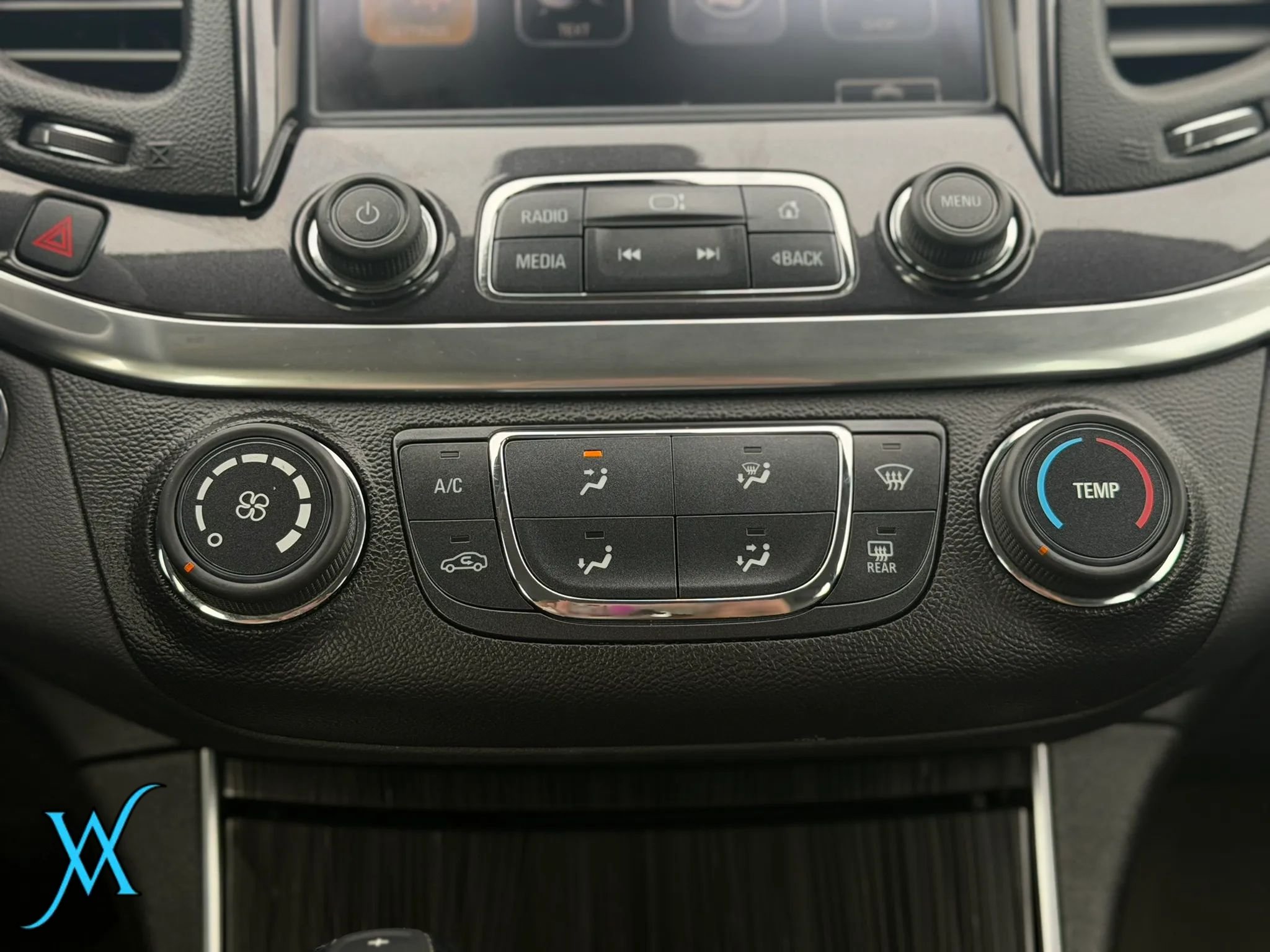 Used 2018 Chevrolet Impala LS FWD image 35