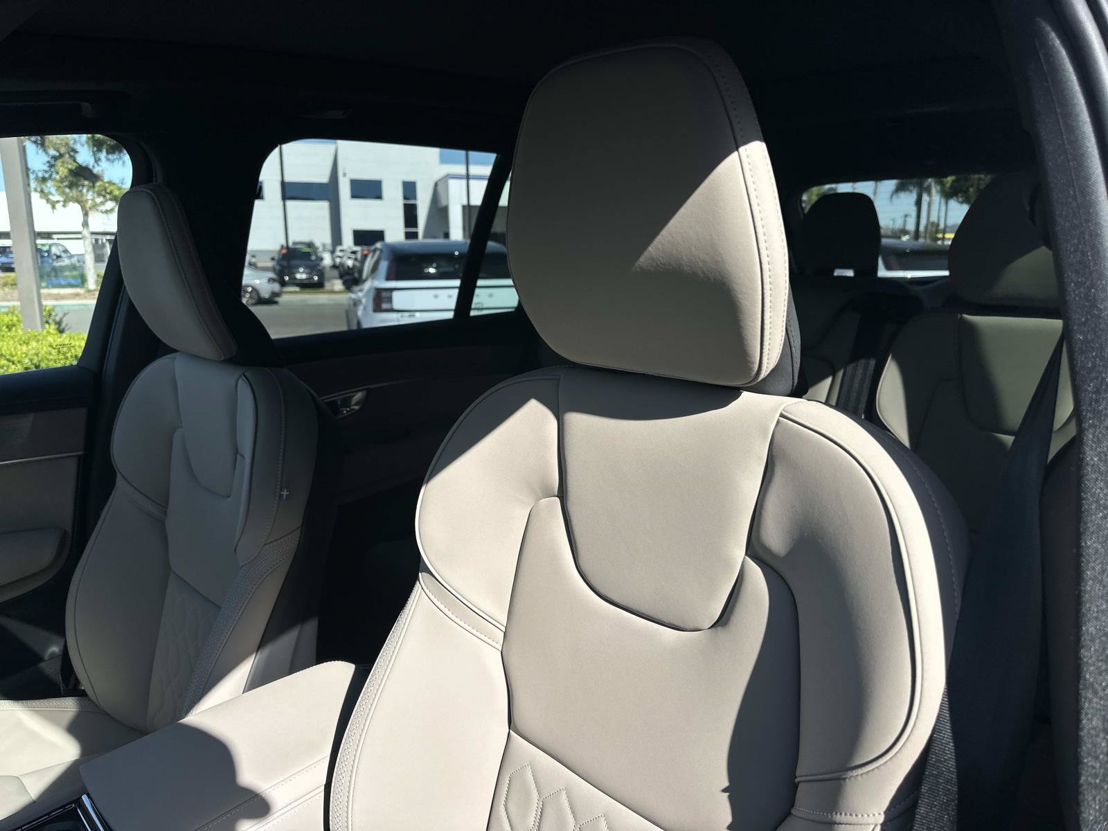 New 2026 Volvo XC90 T8 Plus AWD/4WD image 15