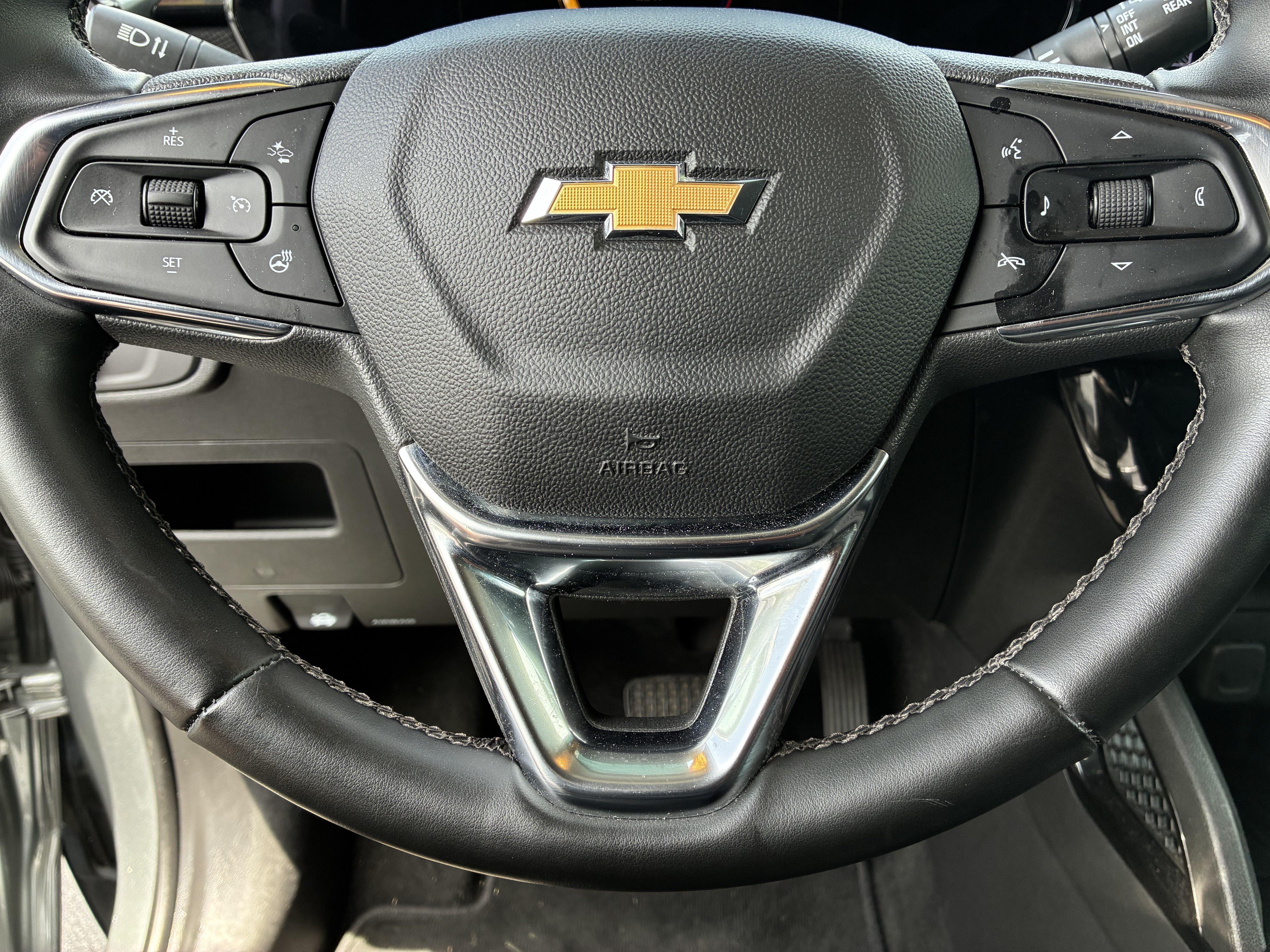 Used 2024 Chevrolet TrailBlazer LT w/ LT Cold Weather Package FWD image 26
