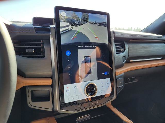 New 2024 Ford Expedition Platinum image 21