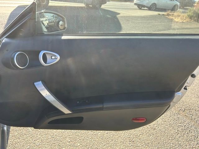 Used 2004 Nissan 350Z Enthusiast image 15