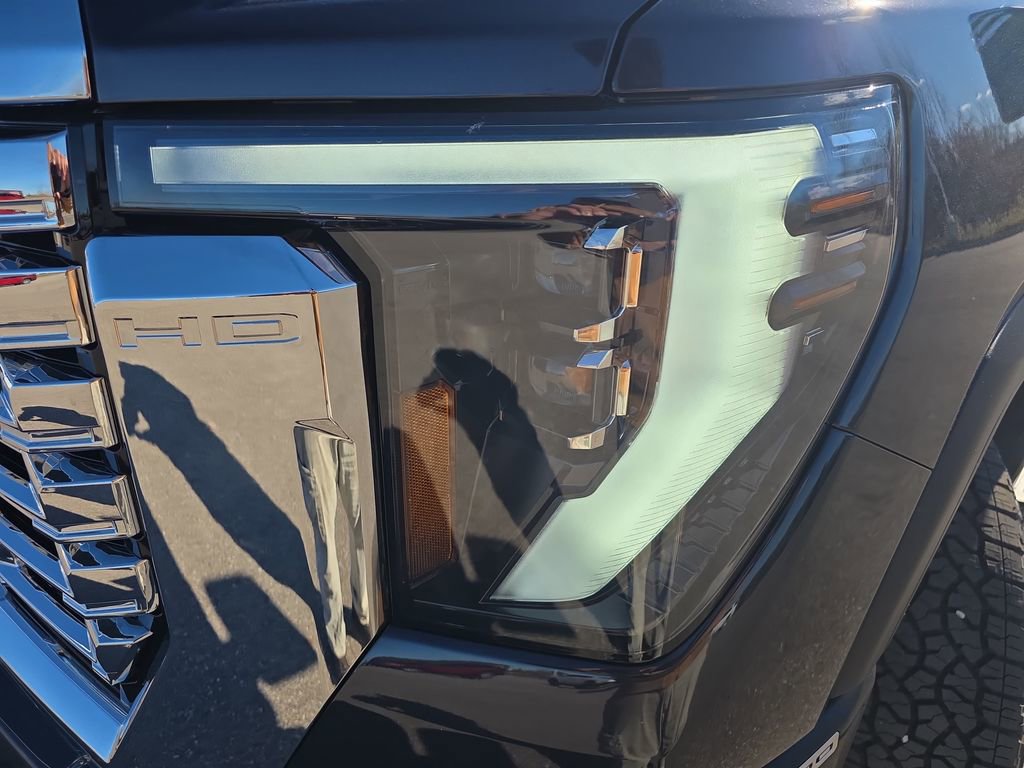 New 2026 GMC Sierra 2500 Denali w/ Denali Reserve Package image 33