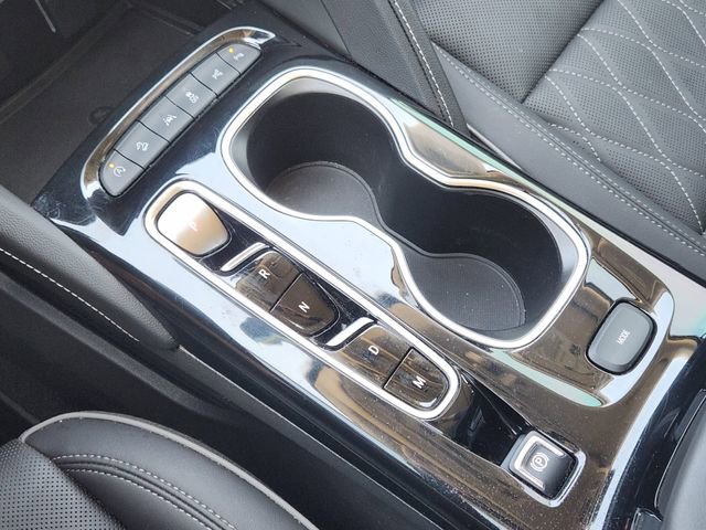 Used 2023 Buick Envision Avenir image 22