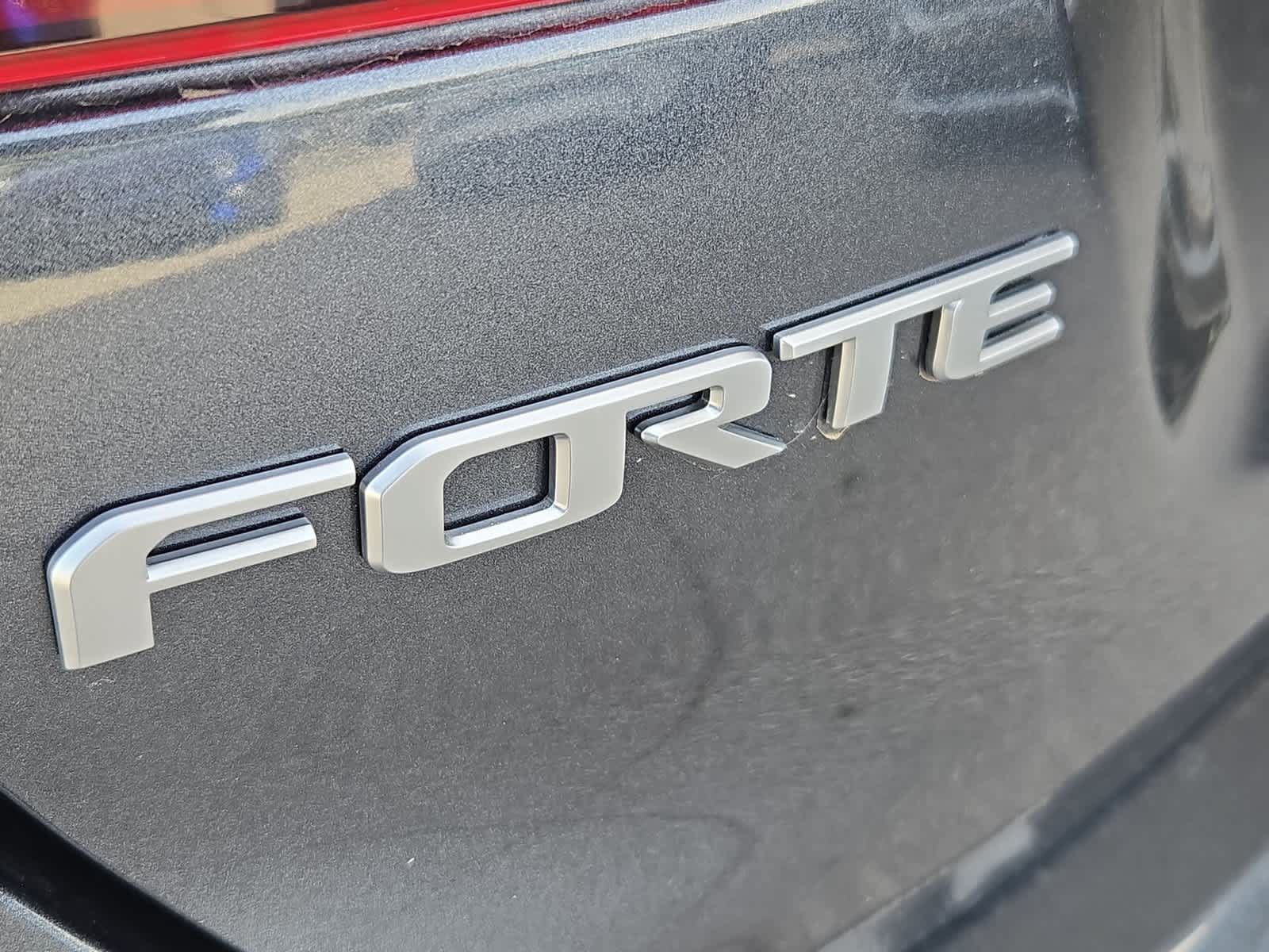 Used 2023 Kia Forte GT-Line w/ GT-Line Premium Package FWD image 13