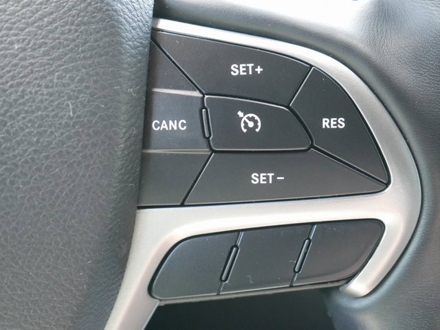 Used 2022 Jeep Grand Cherokee Laredo X image 28