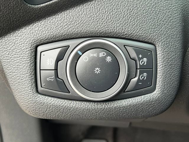 Used 2019 Ford Escape SE image 17