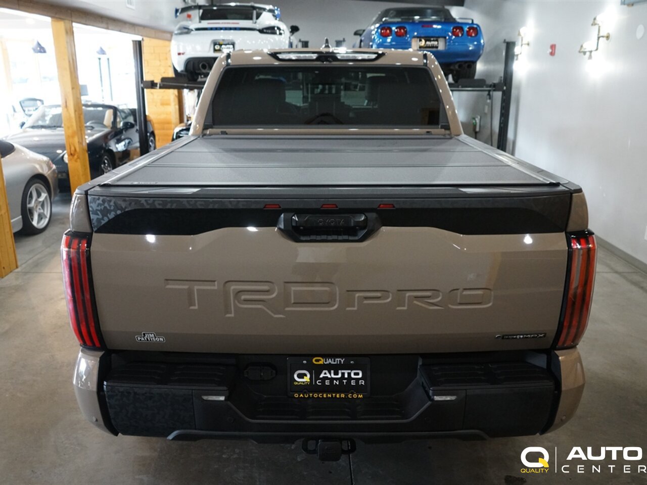 Used 2025 Toyota Tundra TRD Pro AWD/4WD image 8