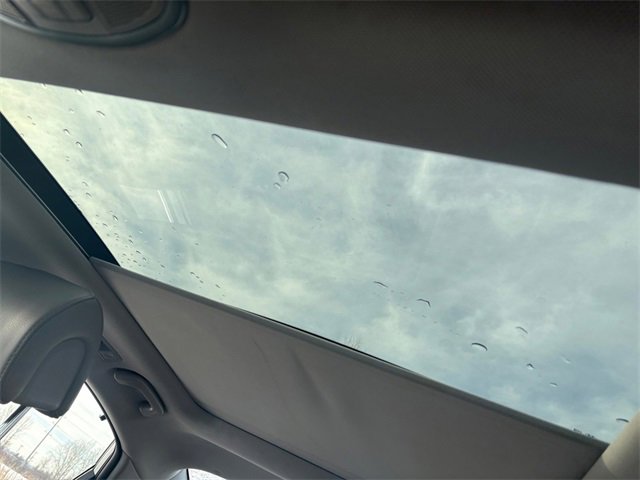 Used 2016 Hyundai Sonata Limited w/ Option Group 04 image 24