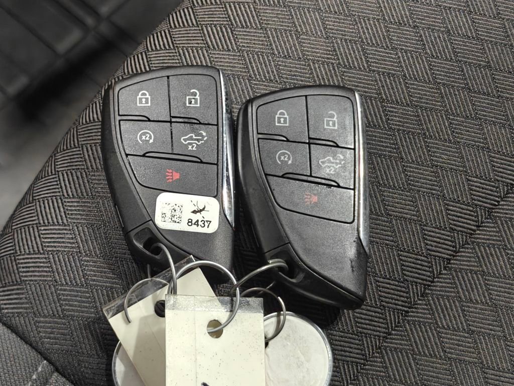 Used 2022 Chevrolet Silverado 1500 LT w/ Max Trailering Package image 12