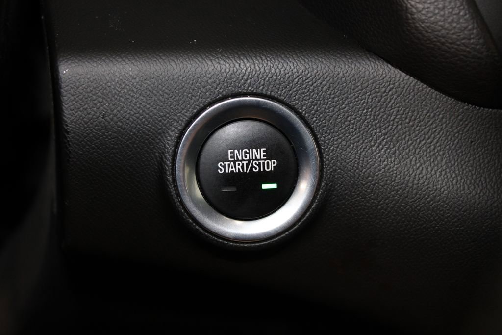 Used 2024 GMC Terrain SLT image 44