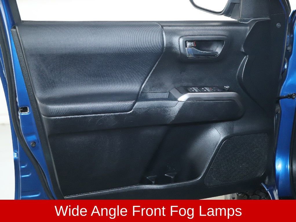 Used 2017 Toyota Tacoma TRD Off-Road w/ Premium & Technology Package image 16