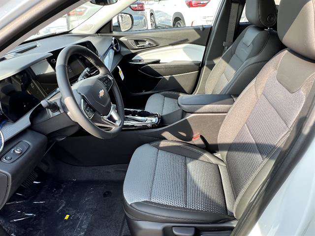 New 2026 Chevrolet Trax LT w/ Driver Confidence Package image 11