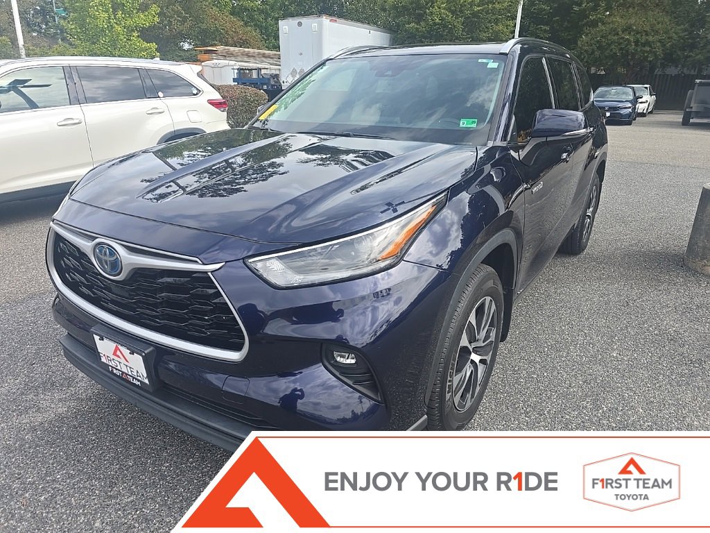 Used 2021 Toyota Highlander XLE