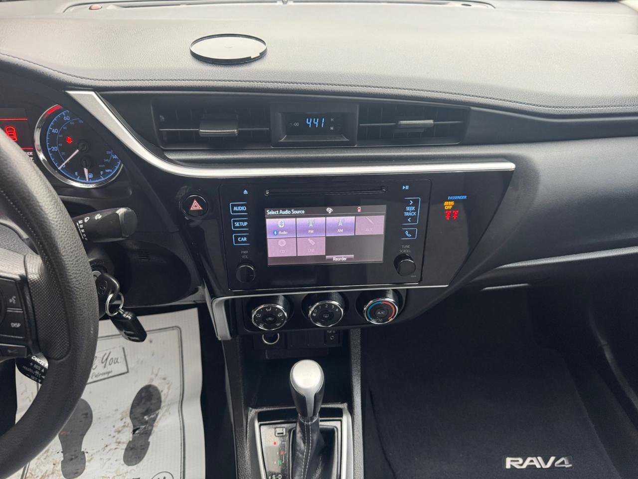 Used 2018 Toyota Corolla L image 11