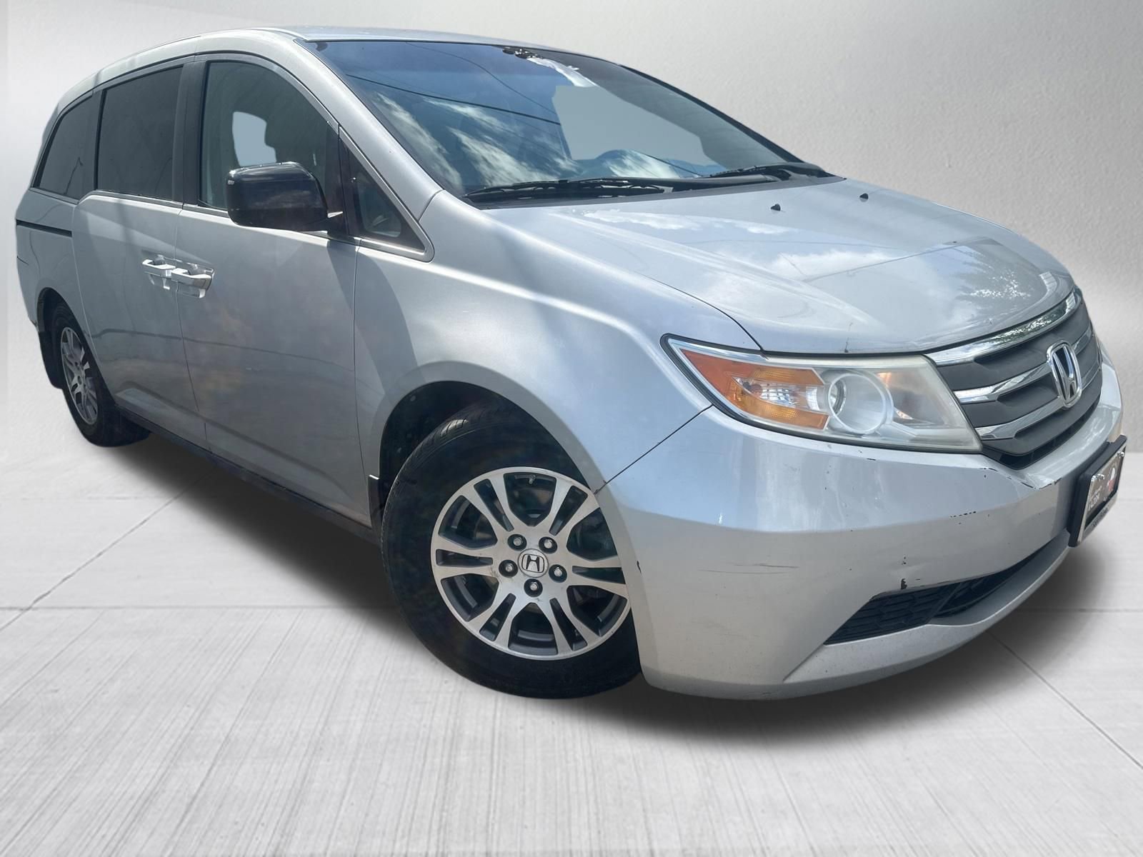 Used 2012 Honda Odyssey EX image 3