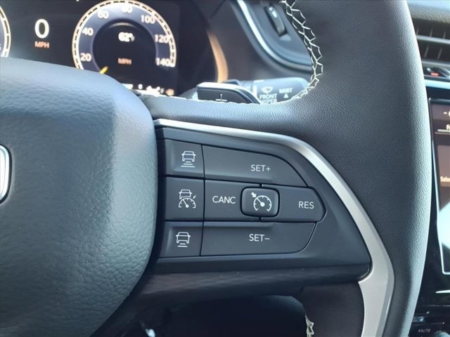 New 2025 Jeep Grand Cherokee Laredo X w/ Luxury Tech Group I image 16