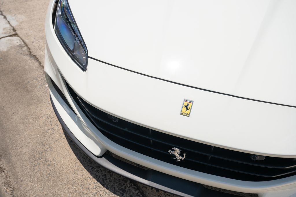 Used 2023 Ferrari Portofino M RWD image 11