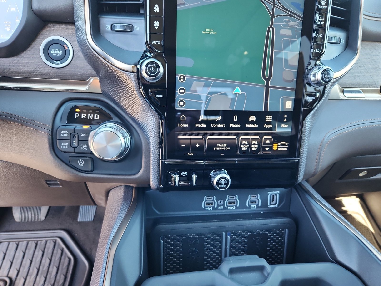 New 2025 RAM 1500 Limited image 12